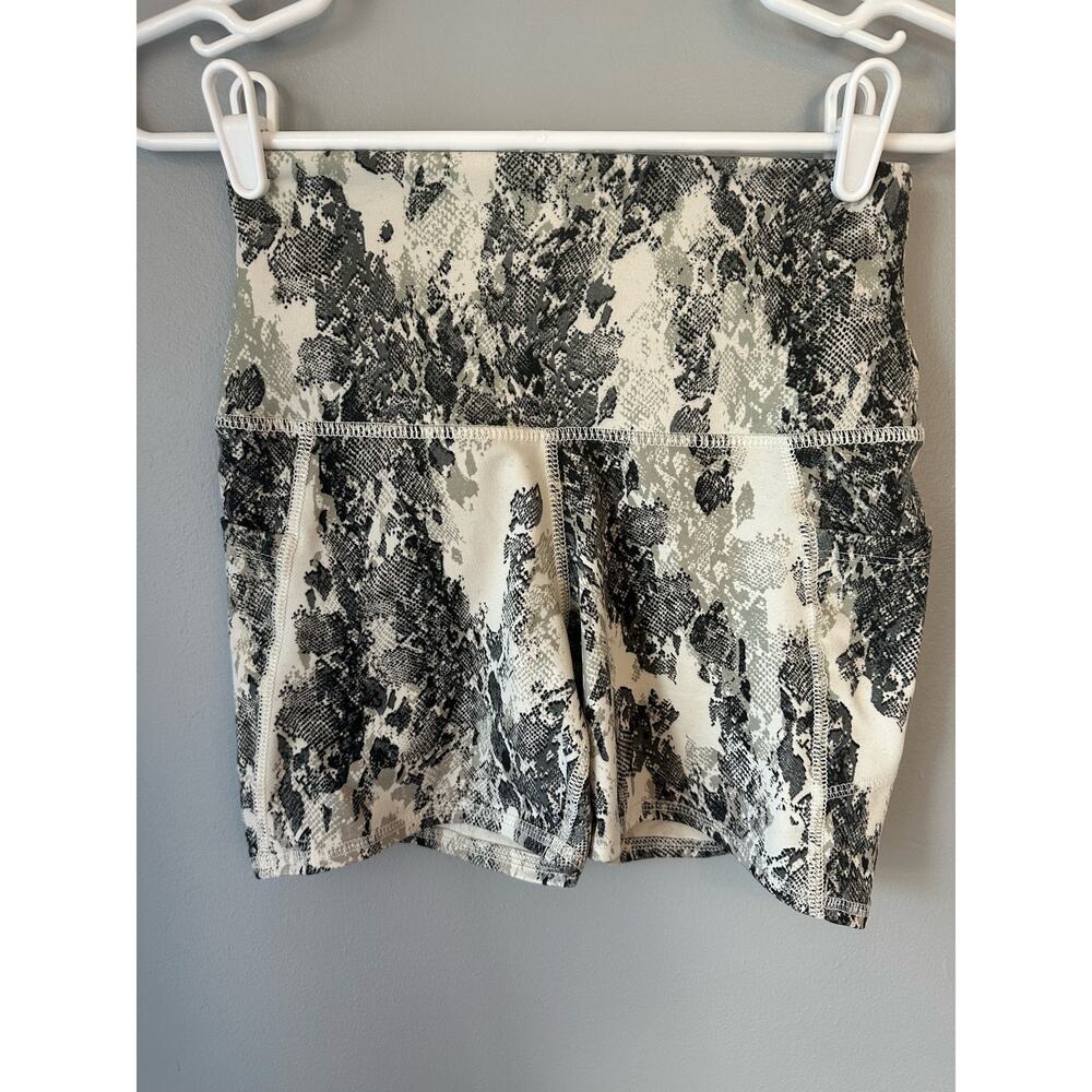 Evolution and Creation EVCR Biker shorts